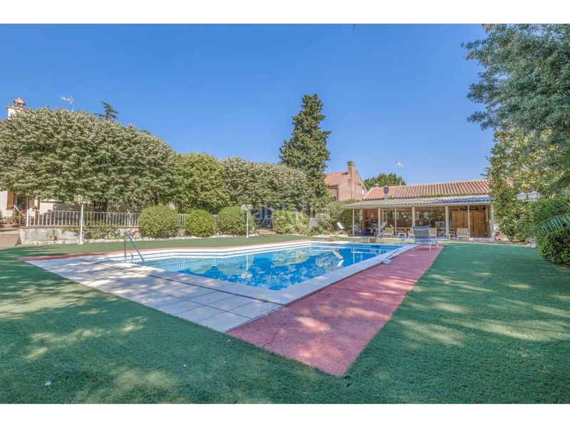Foto 8a548f75-3c3c-4c9b-8b9c-db4c71060b79. Casa amb calefacció aparcament piscina a Matadepera