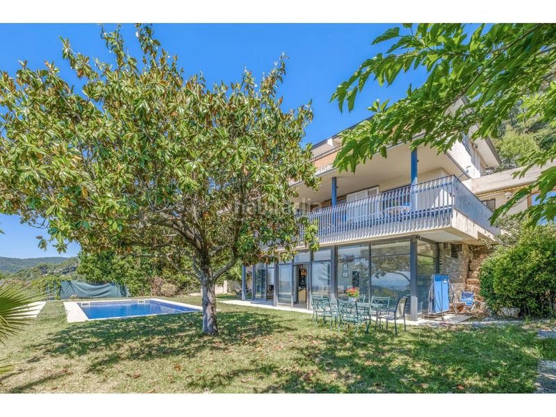 Foto b140fce9-b15b-4dbb-8b40-08b621bbe552. Casa amb calefacció aparcament piscina a Matadepera