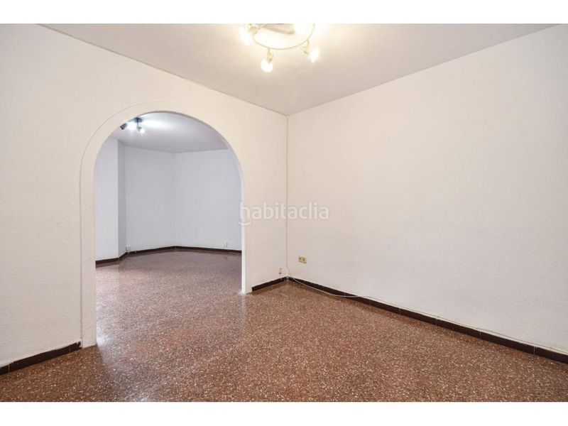 Foto dd4ae08f-989b-495d-80e7-4aa909e442a7. Pis amb calefacció a Barri del Centre Terrassa