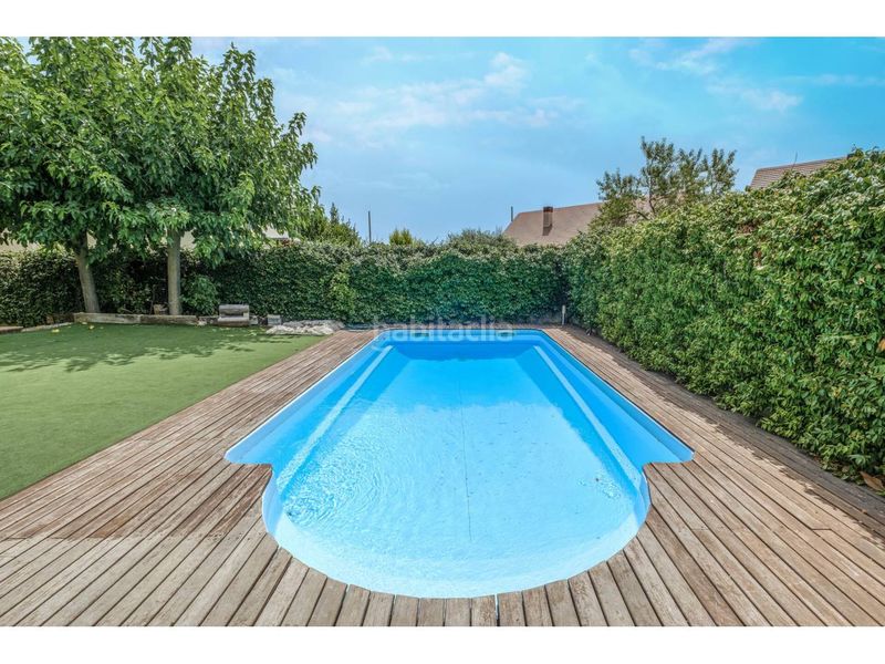 Foto 945bbd98-d33d-43f4-a130-ddfcb81005ef. Casa amb calefacció aparcament piscina a Matadepera