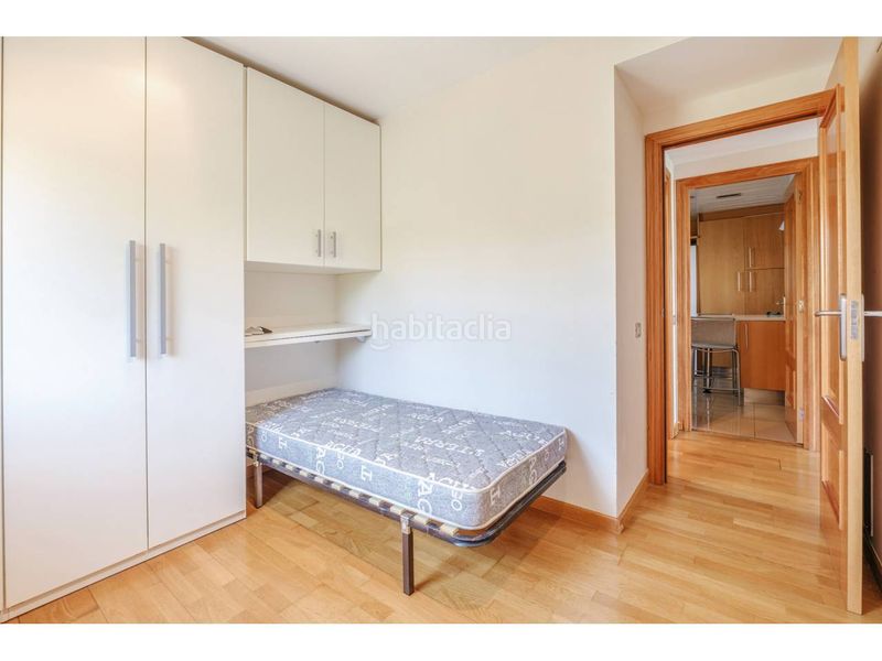 Foto f8e80957-9e28-49b7-8029-42d3595f1373. Pis amb calefacció aparcament a San Pere Terrassa