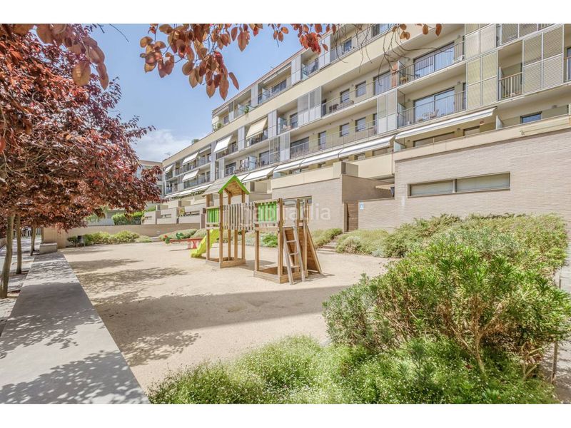 Foto b2d486ee-ef74-4042-9998-7228071f9cdd. Pis amb calefacció aparcament piscina a Barri del Centre Terrassa