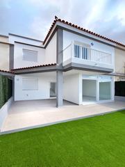 Casa aparellada a Calle porlier 6. Residencial villa del mar: exclusivas viviendas en bajamar con v