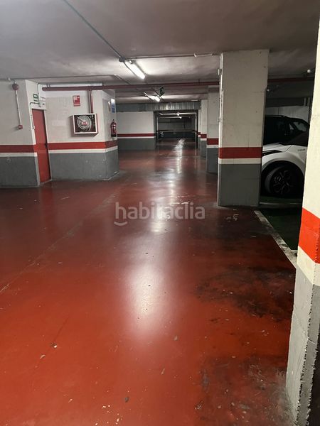 Foto e53b1542-78aa-40e2-b45d-cc370f5963ac. Posto auto in avinguda del metro 22 in Santa Eulàlia Hospitalet de Llobregat (L´)