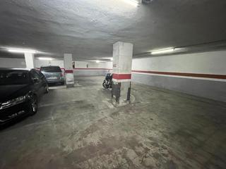 Aparcament cotxe a Carrer de ruperto chapí 3
