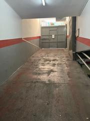 Aparcament cotxe a Carrer de josep gras 6