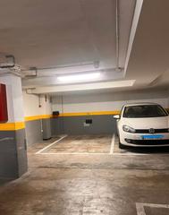 Aparcament cotxe  Carrer de gomis