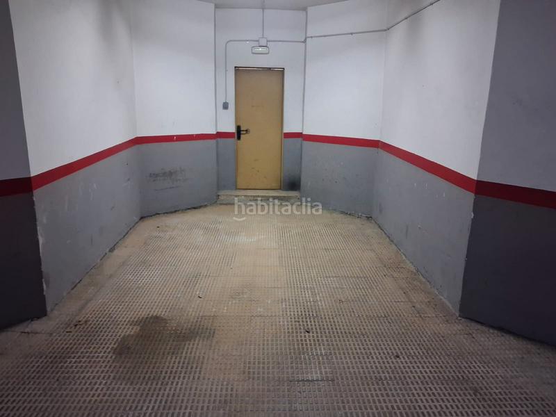 Foto 821d3786-452c-437f-b318-5f95b471c0d8. Posto auto in carrer de viladomat 3 in Sant Antoni Barcelona