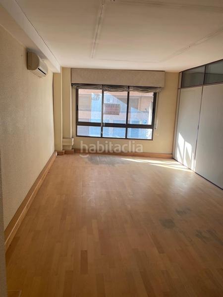 Foto 4be3304d-44a4-4d92-8560-8122e89b3aa4. Local commercial dans Centro Villarreal / Vila - real