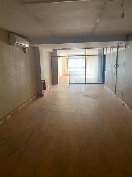 Foto f0f2e2bf-d55d-4b3c-98d1-9bda1fa07c5f. Local commercial dans Centro Villarreal / Vila - real