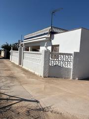 Casa  Poligono 13. Excelente casa a la venta en la playa de almazora