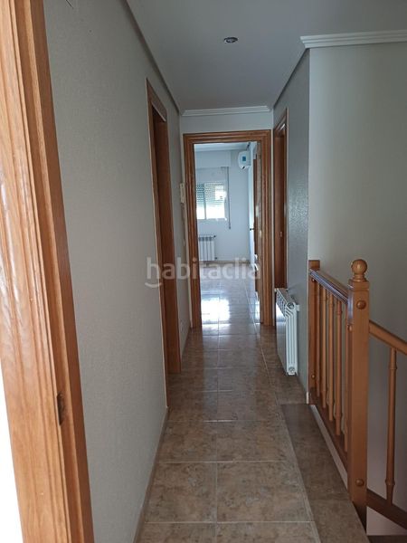 Foto 2106334f-93c8-42b1-b06e-7fb0d5c04b55. Casa adossada amb aparcament a Centro Almazora / Almassora