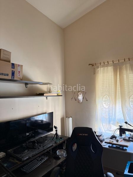 Foto 0bf055e7-2e6b-4eb2-a4cc-90e53e2e09cc. Casa adossada a Chilches