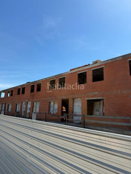 Foto 80034cf2-b3e1-473f-81d1-06b28f99640d. Edificio in calle calle senia 218 in Playa-Ben Afeli Almazora / Almassora