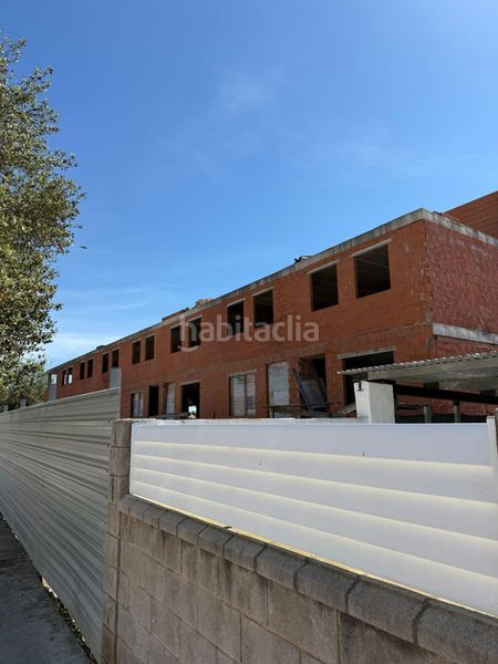 Foto dfc1878b-f212-4f90-8481-55a45eee2362. Edificio in calle calle senia 218 in Playa-Ben Afeli Almazora / Almassora