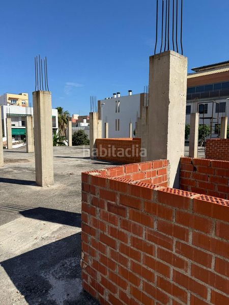 Foto 6c1efe02-a0e6-4a0e-921f-5ab58d4ea8e3. Edifici a calle de l'horta 2 a Centro Almazora / Almassora