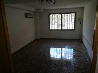 Local Comercial a Zona Avenida del Mar. Excelente local a la venta