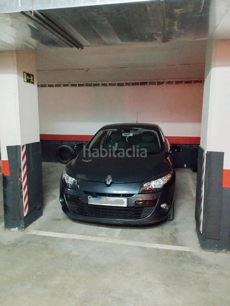 Foto e4098cf7-cfeb-4f2d-9b19-2a5c54976815. Aparcament cotxe a Mungia