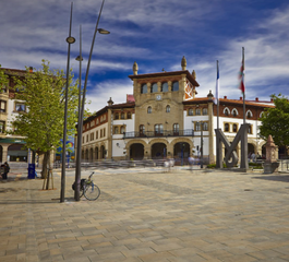 Local commercial à Mungia. Se traspasa taller mecánico en mungia