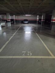 Alquiler Parking coche en Bentades kalea 5. Se alquila garaje en mungia
