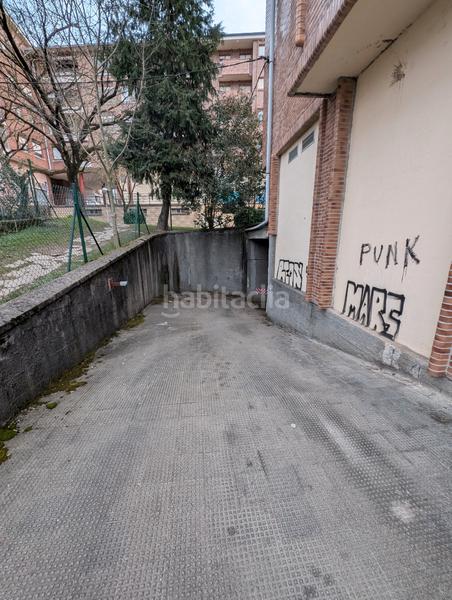 Foto 73911b2b-d5ca-4bfa-8b29-998b14bec47c. Lloguer aparcament cotxe a Mungia