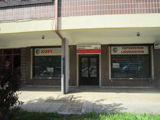 Local commercial  Aita elorriaga kalea. Local comercial frente al instituto en mungia.