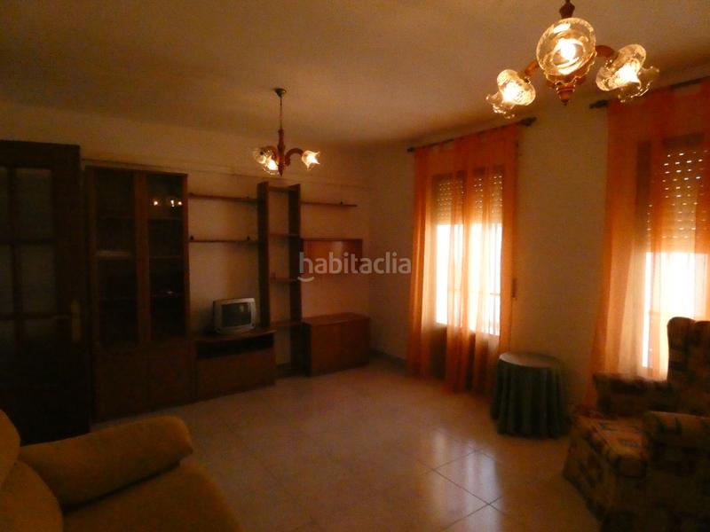 Foto 1adaee4a-08a0-4026-8d46-f0bf282fa496. Piso en Azuaga