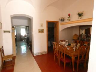 Casa a Granja de Torrehermosa. Casa habitable con amplio patio