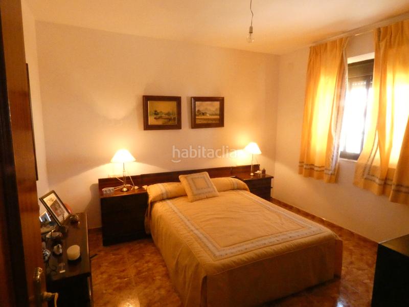 Foto 5b6953e0-fc96-4906-82d4-b252728b8b54. Casa  de reciente construccion en Maguilla