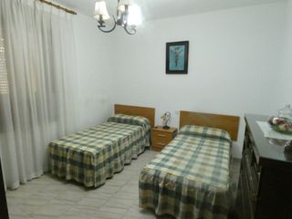 Haus in Azuaga. Casa habitable junto al parque cervantes