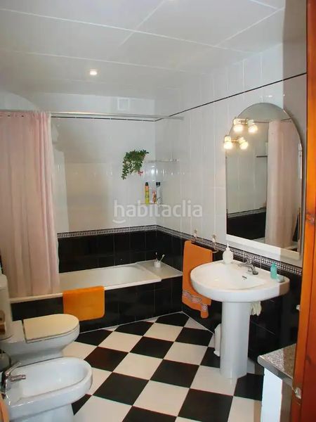 Foto a04d8726-8fa4-4d1c-8d48-82943fbe2bd1. Lloguer casa a Azuaga