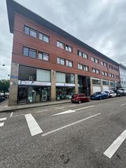 Oficina en Alisal - San Román