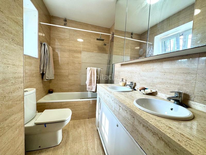 Foto 7306e34a-9ef2-45af-ac1c-013d1758160a. Bauernhof mit parking in Bezana - Prezanes Santa Cruz de Bezana