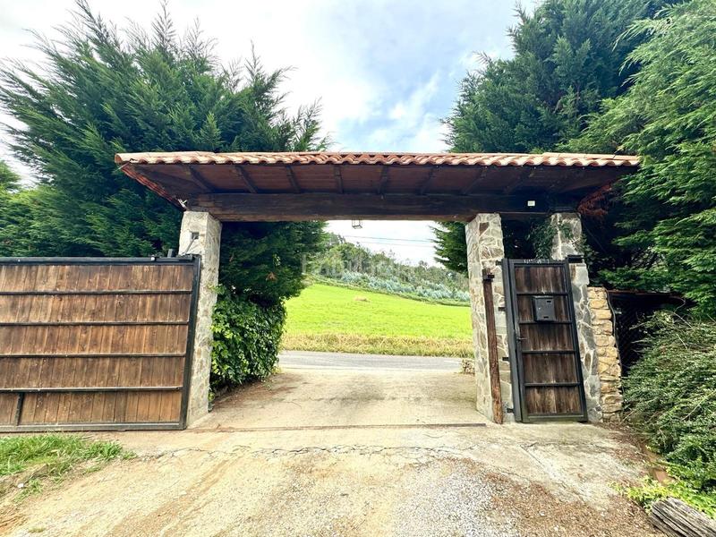 Foto ce5bd361-2053-496e-aed6-1a0da9a4c84f. Bauernhof mit parking in Bezana - Prezanes Santa Cruz de Bezana