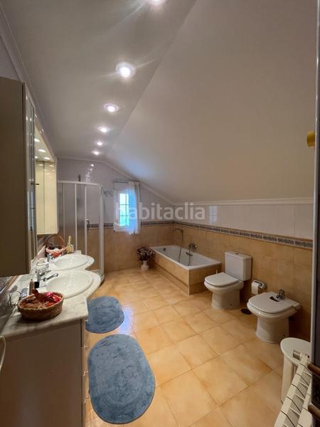 Foto 3a8e70ec-654d-4bb0-b15d-2bb0ad9270a4. Maison avec chauffage parking piscine dans Igollo Camargo