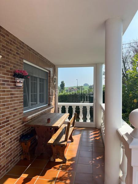 Foto 3b1ad954-6b0a-4eea-9f91-f243f6145654. Maison avec chauffage parking piscine dans Igollo Camargo