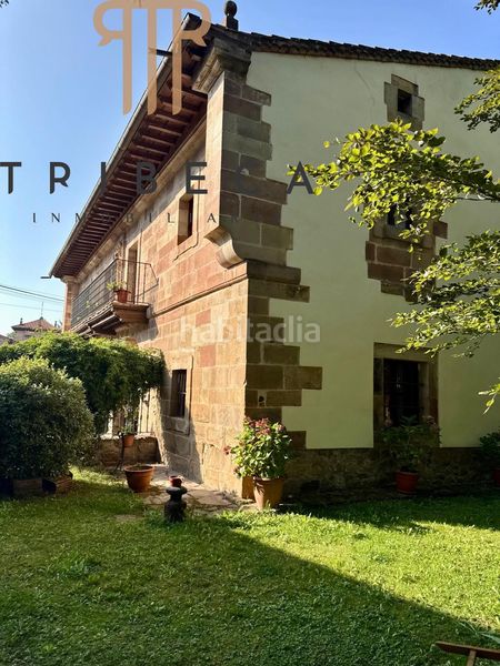 Foto c85ca7dd-53f2-4481-83ce-abfd062e37f6. Masia amb aparcament a Valdáliga