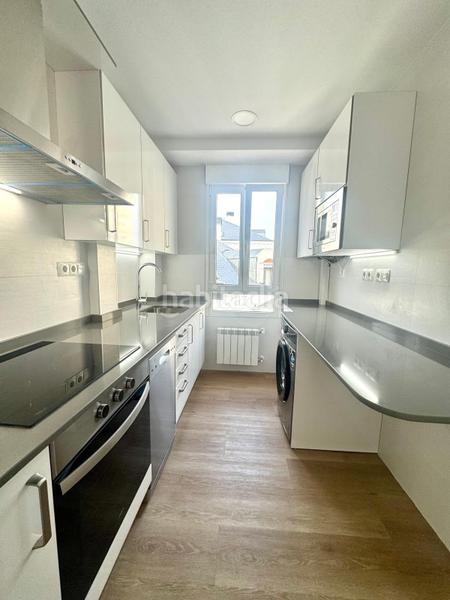 Foto edc0fa8b-9543-4c15-8b7c-0400eac79f1b. Location appartement avec chauffage dans Puerto Chico Santander