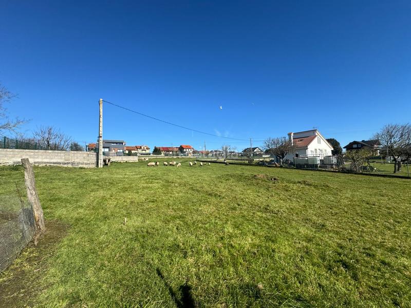 Foto 8f681b1b-74d6-4bb1-afa1-650bcc598fda. Terrain résidentiel dans Bezana - Prezanes Santa Cruz de Bezana