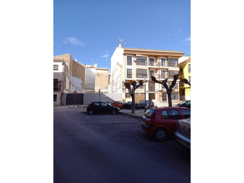 Foto 8da93c37-6895-45f3-b176-1cd78398030b. Terreny residencial a Hellín
