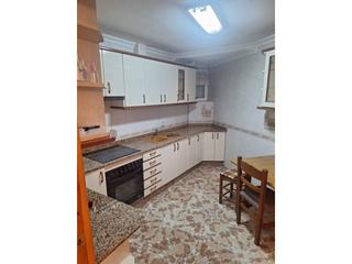 Haus  Canalon. Casa en venta en hellín