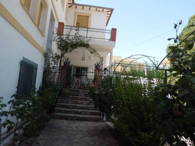 Foto 60d1d0e2-87e7-42a1-b0e2-04bfebc36883. Chalet  en venta en Hellín