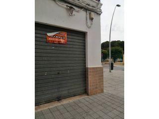 Car parking  Calle santa rita. Garaje en venta en hellín