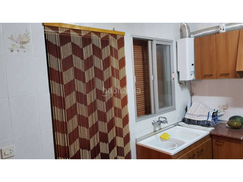 Foto cd8a73f5-6548-45b2-bd9c-e24850c6fcf6. Casa  en venta en Albatana