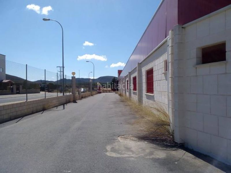 Foto 6041a7d1-d72b-4be4-99aa-9248e95e6491. Nau industrial a Hellín