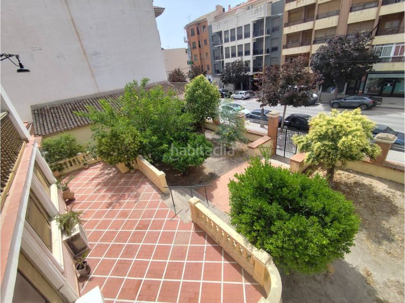 Foto 25b5b7b7-f843-4766-8a0a-8f31c265a881. Casa aparellada amb aparcament a Hellín