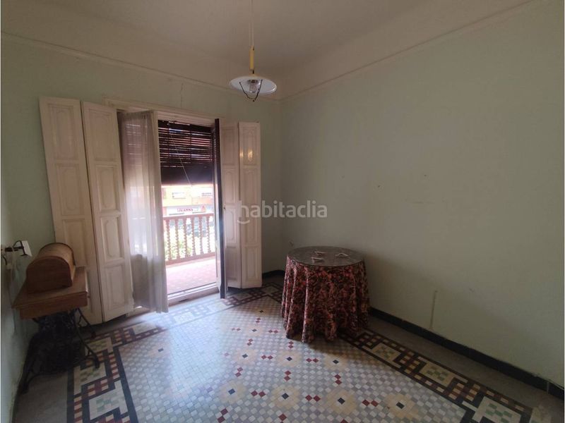 Foto 7bcba120-e83c-4ff3-b221-0a62ea1f2515. Casa aparellada amb aparcament a Hellín