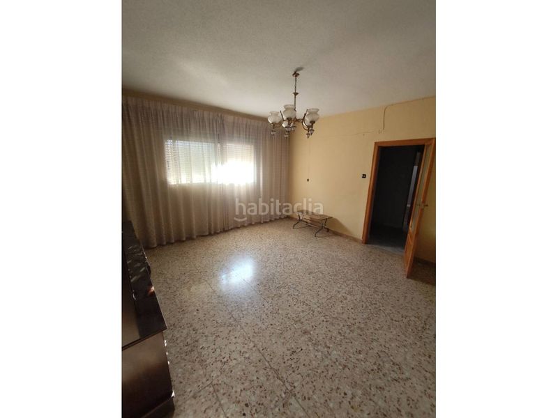 Foto 5cede9ab-8f7a-4b86-bd43-c19500108b35. Maison dans Hellín