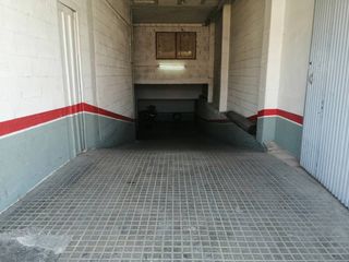 Car parking  Calle balmes. Garaje en venta en hellín