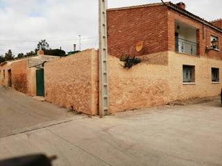 Casa a Hellín. Casa en venta en agra